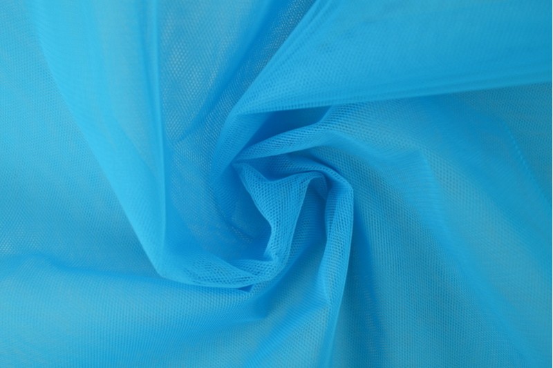 Tulle Non-Feu 300 tulle ignifuge 300 cm de large bleu