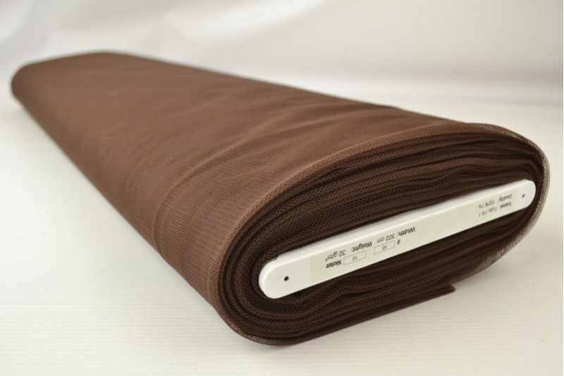 Tulle Non-Feu 300 tulle ignifuge 300 cm de large brun, rouleau