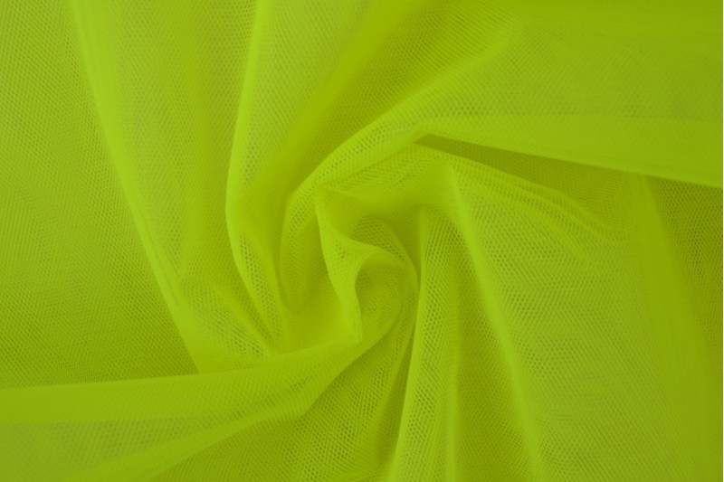 Tulle Non-Feu 300 tulle ignifuge 300 cm de large jaune fluo