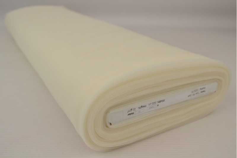 Tulle Souple Non-feu 300 tulle de mariée ignifuge 300 cm de large blanc cassé, rouleau
