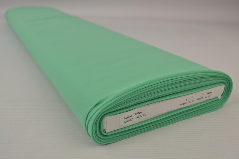 Mousseline (Chiffon) vert menthe, rouleau