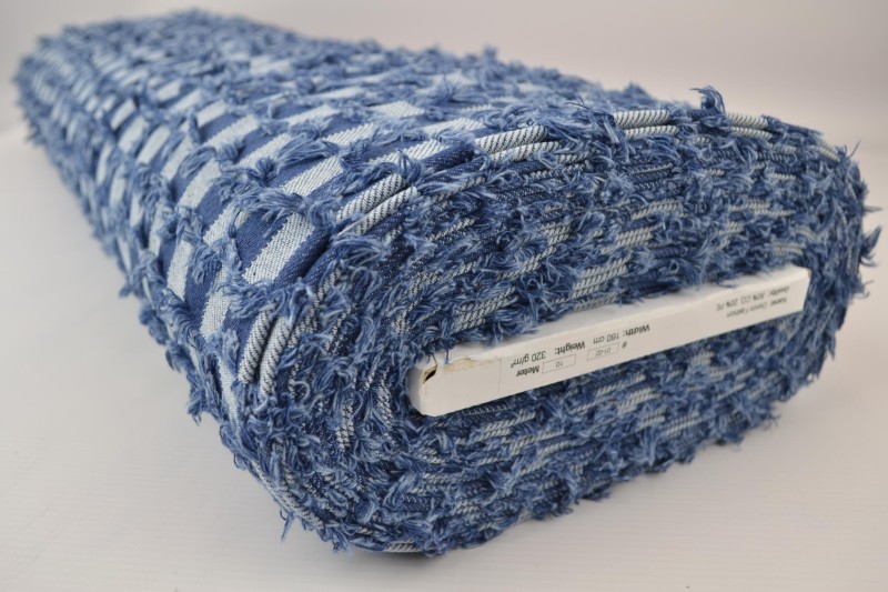 Denim Fashion checks frayed 01-02, rouleau