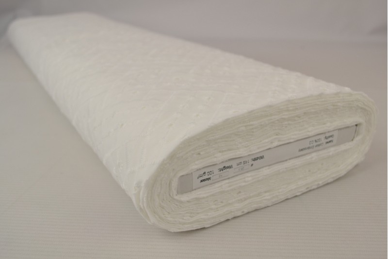 Broderie de Coton blanc (motif 01), rouleau