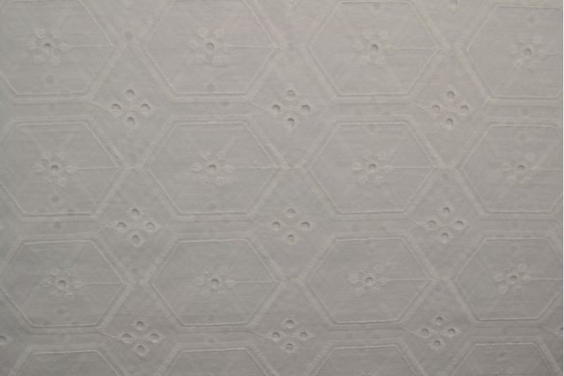 Broderie de Coton blanc (motif 08)