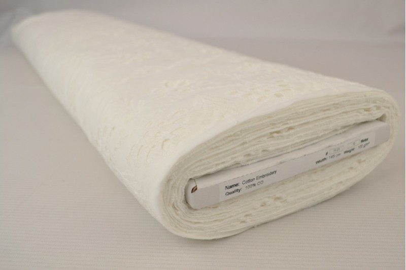Broderie de Coton blanc (motif 11), rouleau