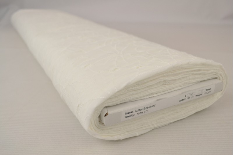 Broderie de Coton blanc (motif 12), rouleau