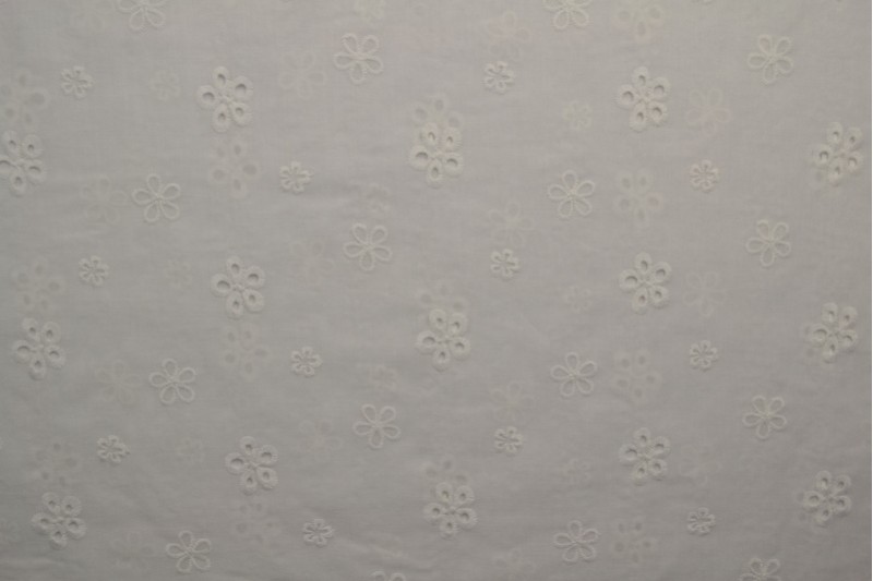 Broderie de Coton blanc (motif 13)