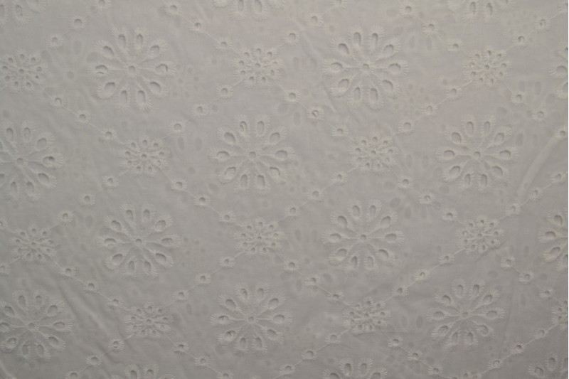 Broderie de Coton blanc (motif 15)