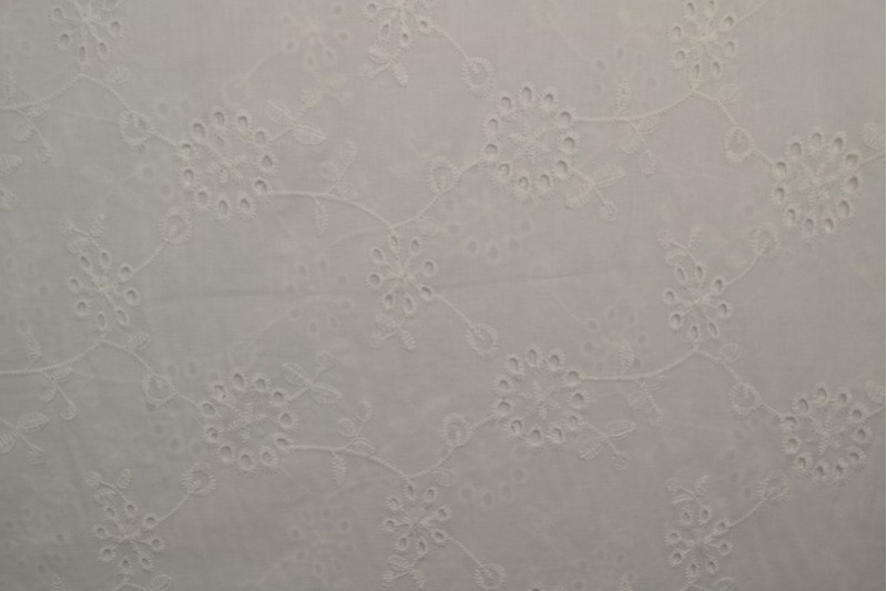 Broderie de Coton blanc (motif 17)