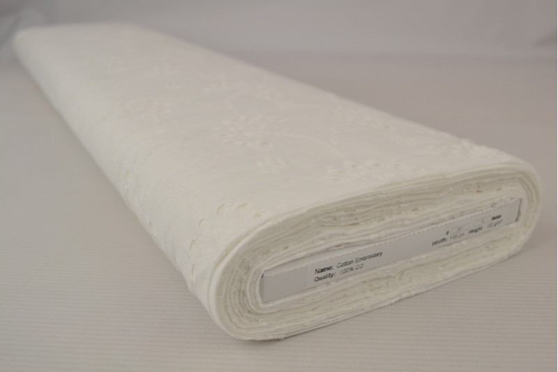 Broderie de Coton blanc (motif 20), rouleau