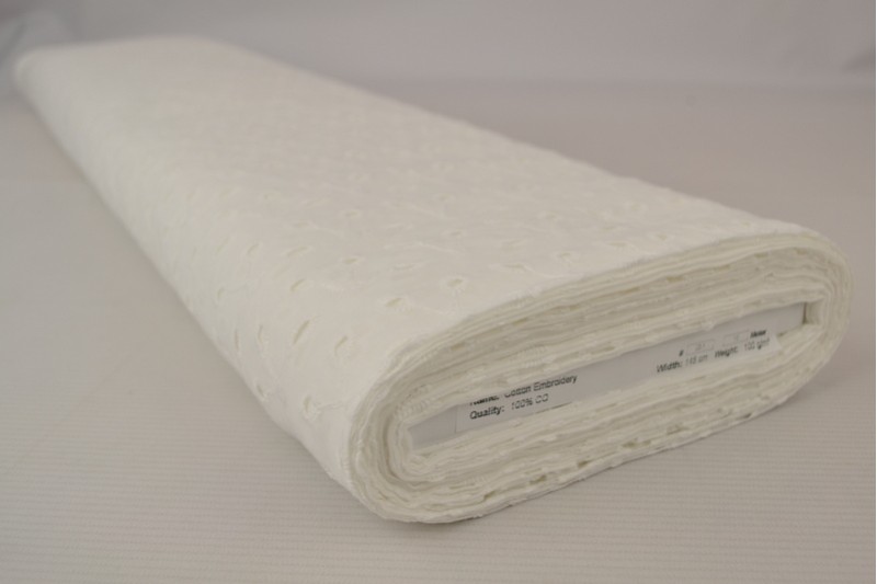 Broderie de Coton blanc (motif 22), rouleau