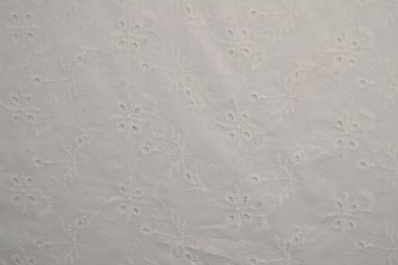 Broderie de Coton blanc (motif white 01)