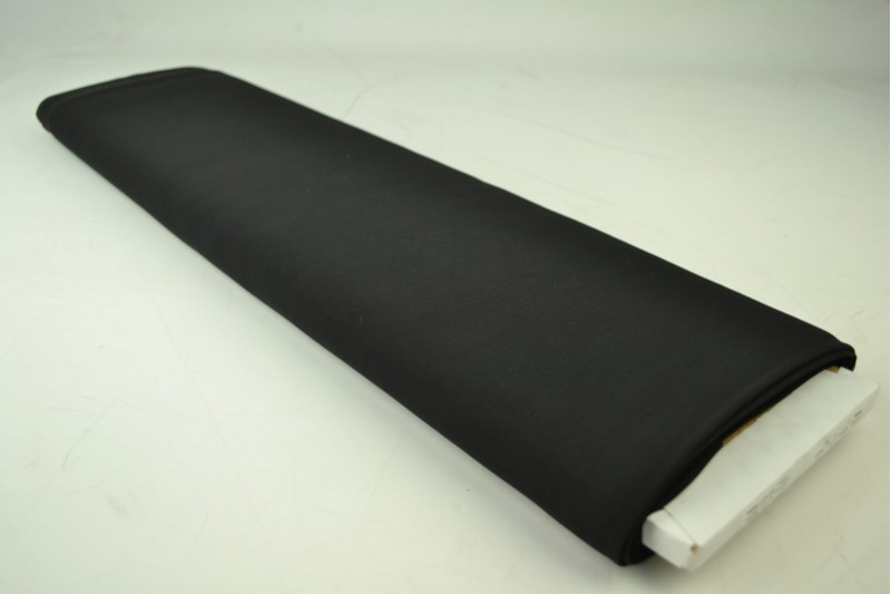 Tulle Lycra noir, rouleau