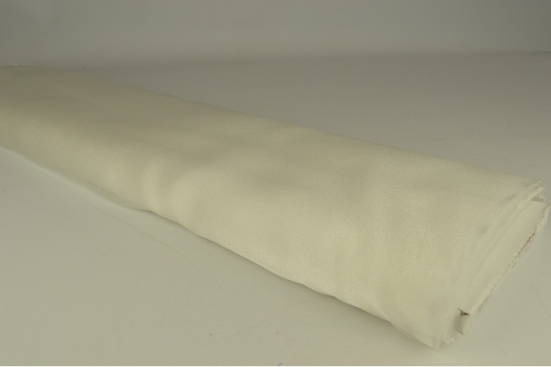 Organza blanc cassé, rouleau