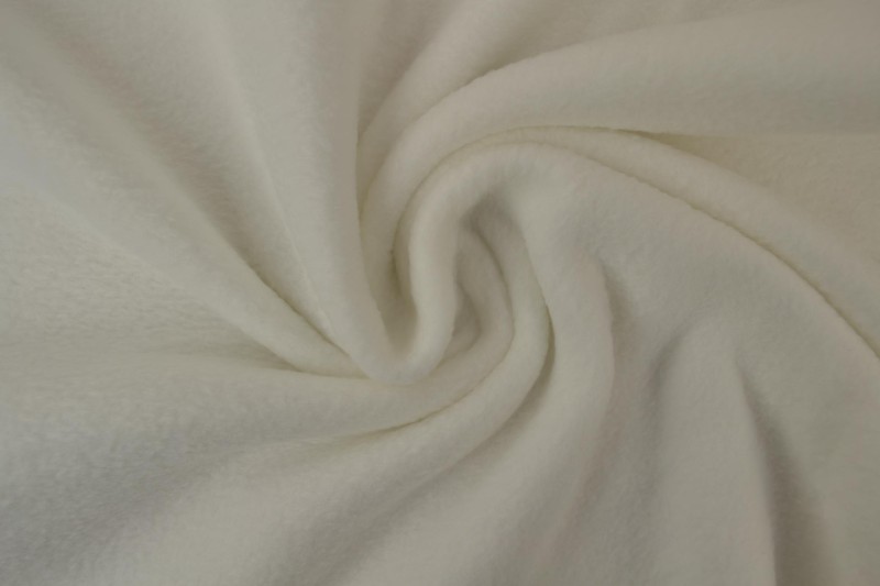 Polaire blanc cassé