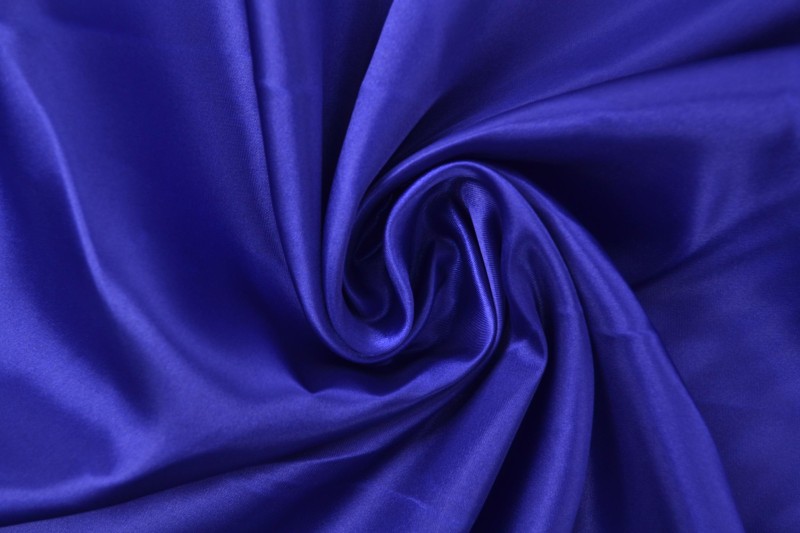 2 mètres satin bleu foncé