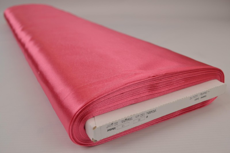 Satin de Polyester satin rose corail, rouleau