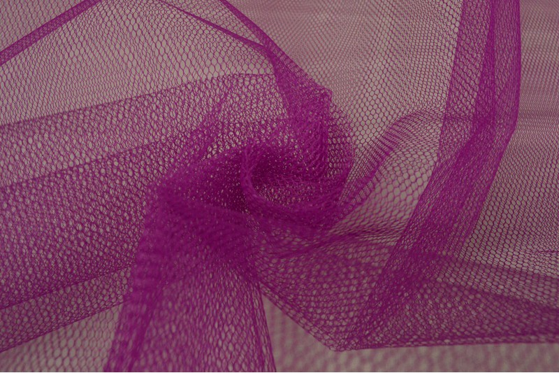Tulle Rigide cassis