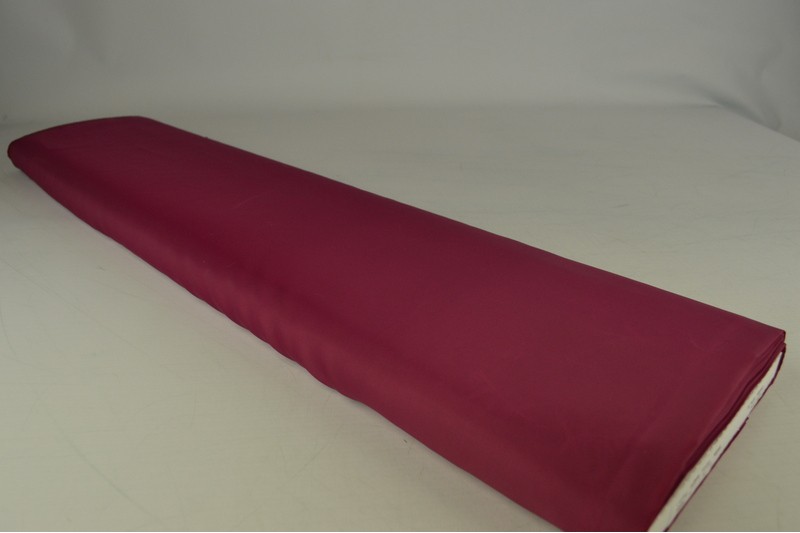 Doublure Unie doublure bordeaux, rouleau