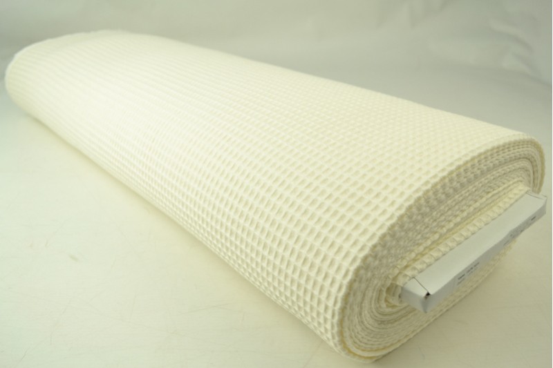 Gaufrette tissu blanc cassé, rouleau