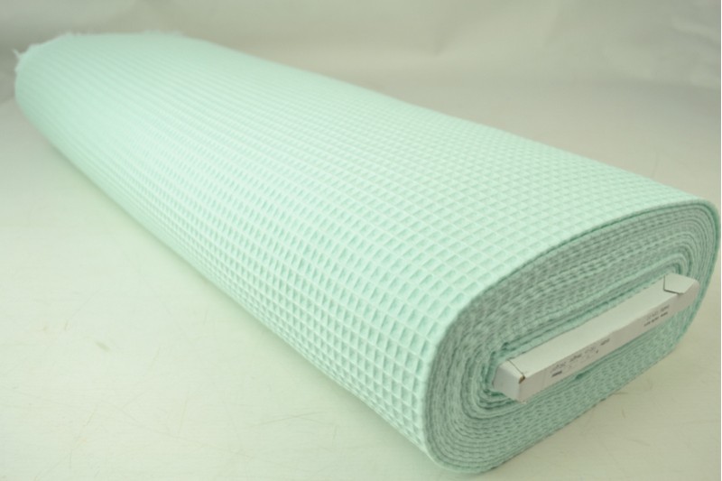 Gaufrette tissu menthe clair, rouleau