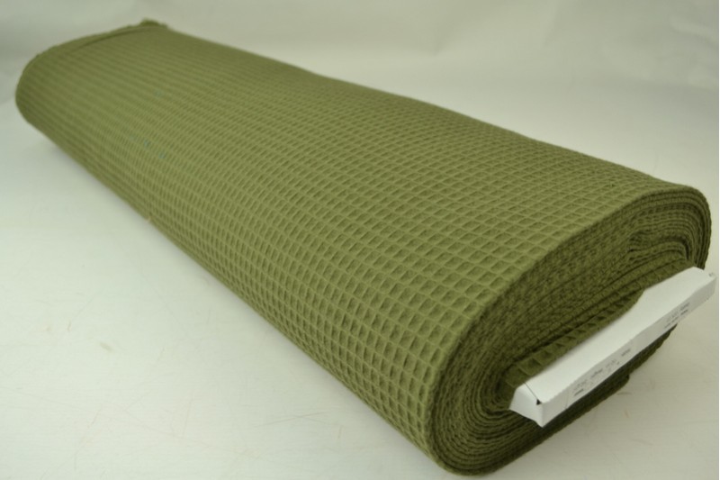 Gaufrette tissu vert mousse, rouleau