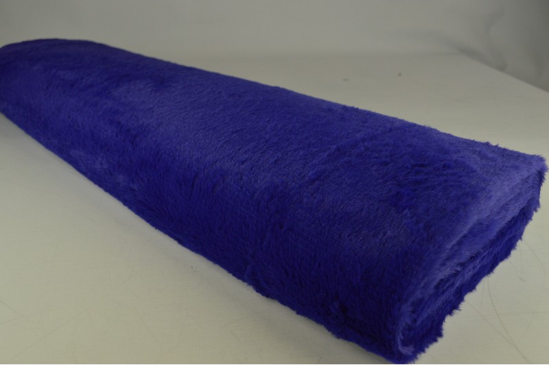 Fourrure Douce bleu foncé, rouleau